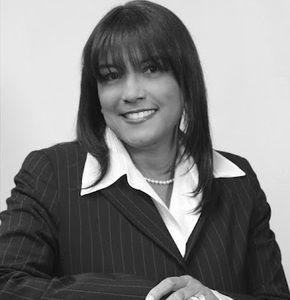 Meet your Posher, Denise